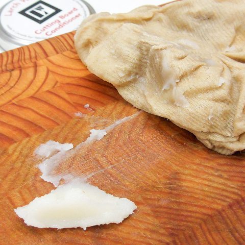 Apply conditioner before cutting food with strong color juice.